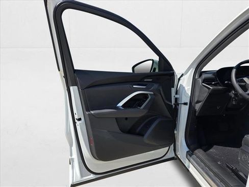 New 2025 Audi Q5 Premium Plus image 12