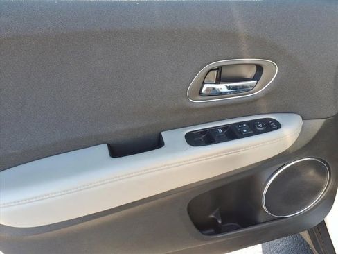 Used 2022 Honda HR-V EX image 24