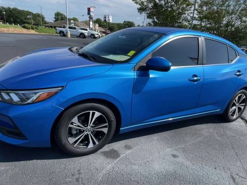 Used 2022 Nissan Sentra SV w/ Trunk Package FWD image 4