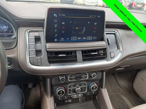 Used 2024 Chevrolet Suburban Z71 w/ Luxury Package image 17