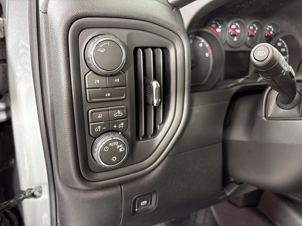 New 2026 Chevrolet Silverado 2500 Custom w/ Custom Value Package AWD/4WD image 33