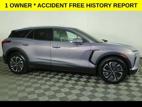 Used 2024 Chevrolet Blazer EV LT AWD/4WD image 2