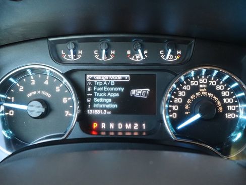 Used 2011 Ford F150 XLT w/ XLT Convenience Pkg image 34