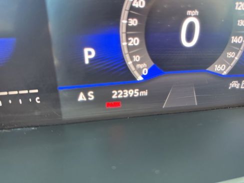Used 2023 Volkswagen Tiguan SE R-Line AWD/4WD image 27