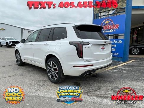 Used 2023 Cadillac XT6 Sport w/ Technology Package AWD/4WD image 6