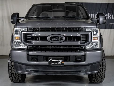 Used 2022 Ford F250 XL w/ STX Appearance Package AWD/4WD image 3