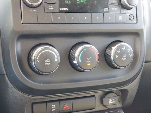Used 2016 Jeep Compass Sport w/ Power Value Group FWD image 19