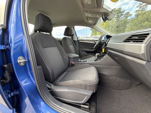 Used 2024 Volkswagen Jetta S image 10