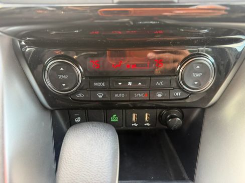 Used 2022 Mitsubishi Eclipse Cross AWD image 26