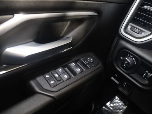 Used 2025 RAM 1500 Big Horn AWD/4WD image 27
