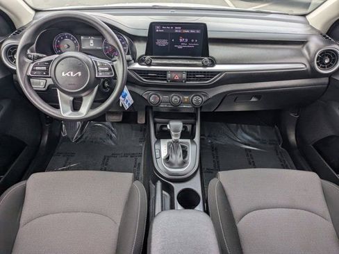 Used 2024 Kia Forte LXS w/ LXS Technology Package image 15