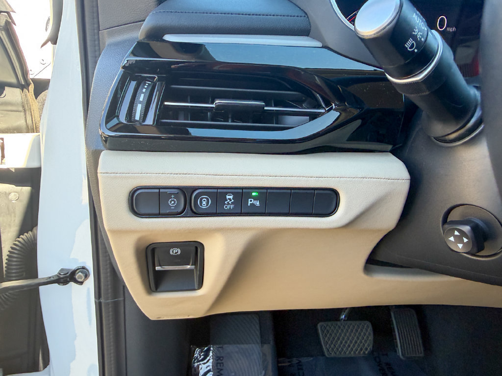 Used 2025 Acura MDX w/ Technology Package FWD image 20