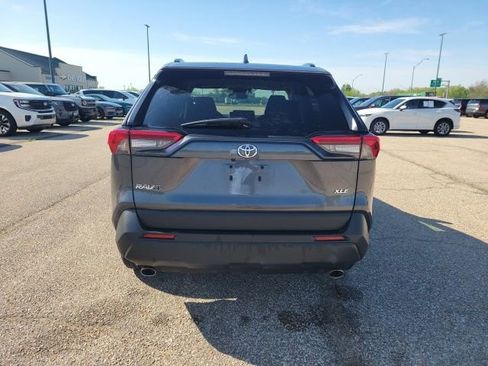 Used 2024 Toyota RAV4 XLE image 22