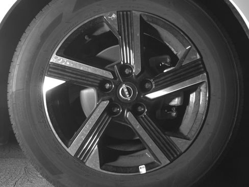 Used 2025 Nissan Sentra SV FWD image 16