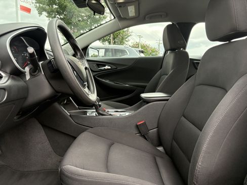 Used 2023 Chevrolet Malibu LT FWD image 9