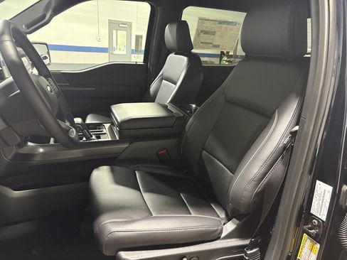 New 2025 Ford F150 Lariat w/ Equipment Group 501A Mid image 8