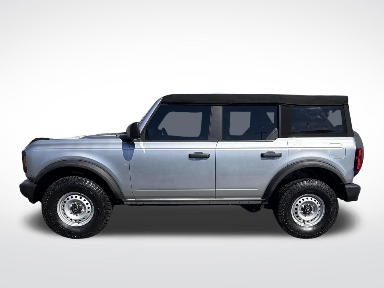 Used 2023 Ford Bronco 4-Door AWD/4WD image 17