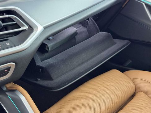 Used 2023 BMW X6 xDrive40i image 31