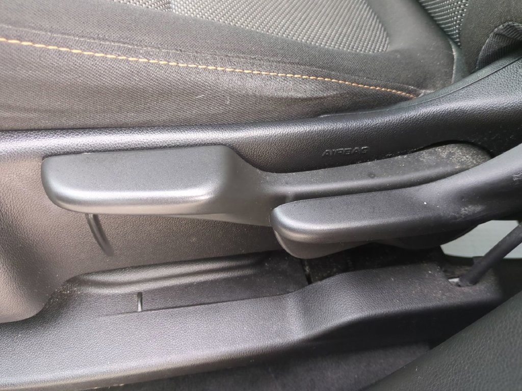 Used 2020 Chevrolet Traverse LS FWD image 22