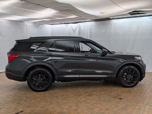 Certified 2022 Ford Explorer XLT w/ Equipment Group 202A image 8