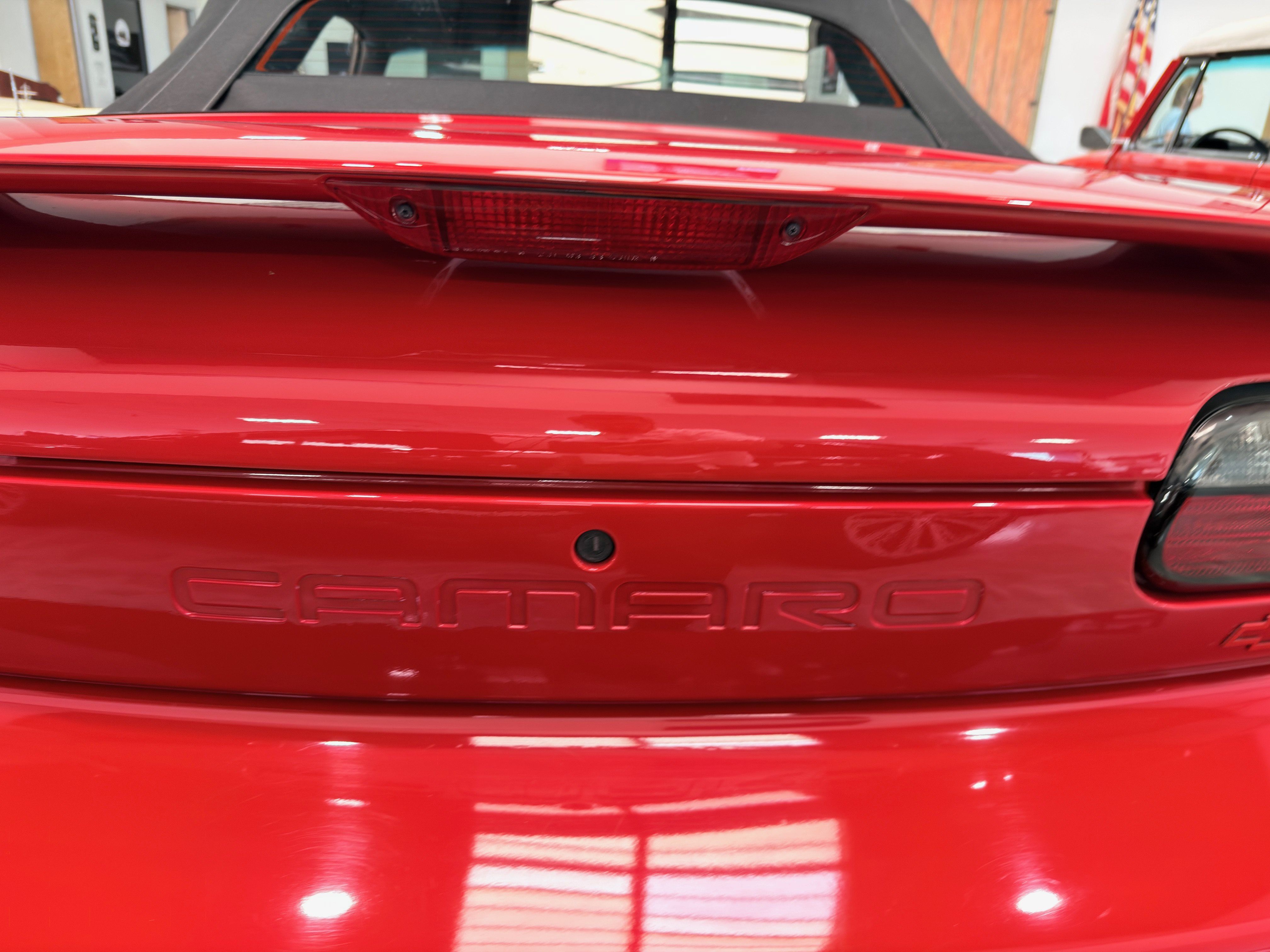 Used 1995 Chevrolet Camaro Z28 RWD image 32