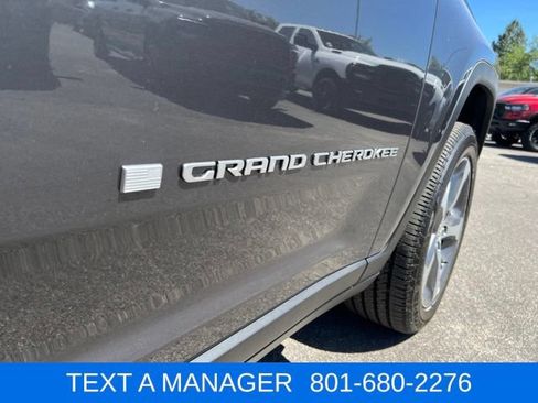 New 2026 Jeep Grand Cherokee L Limited w/ Luxury Tech Group II AWD/4WD image 9