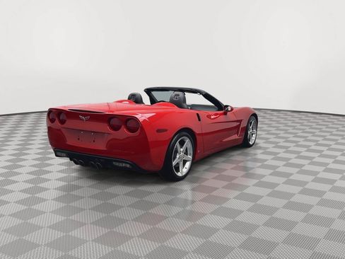 Used 2006 Chevrolet Corvette Convertible w/ Preferred Equipment Group RWD image 33