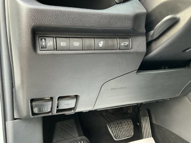 Used 2024 Toyota RAV4 XLE w/ Convenience Package AWD/4WD image 26