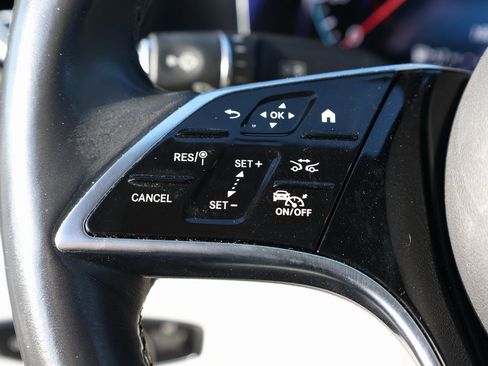 Used 2022 Mercedes-Benz E 350 Sedan w/ Driver Assistance Package image 38