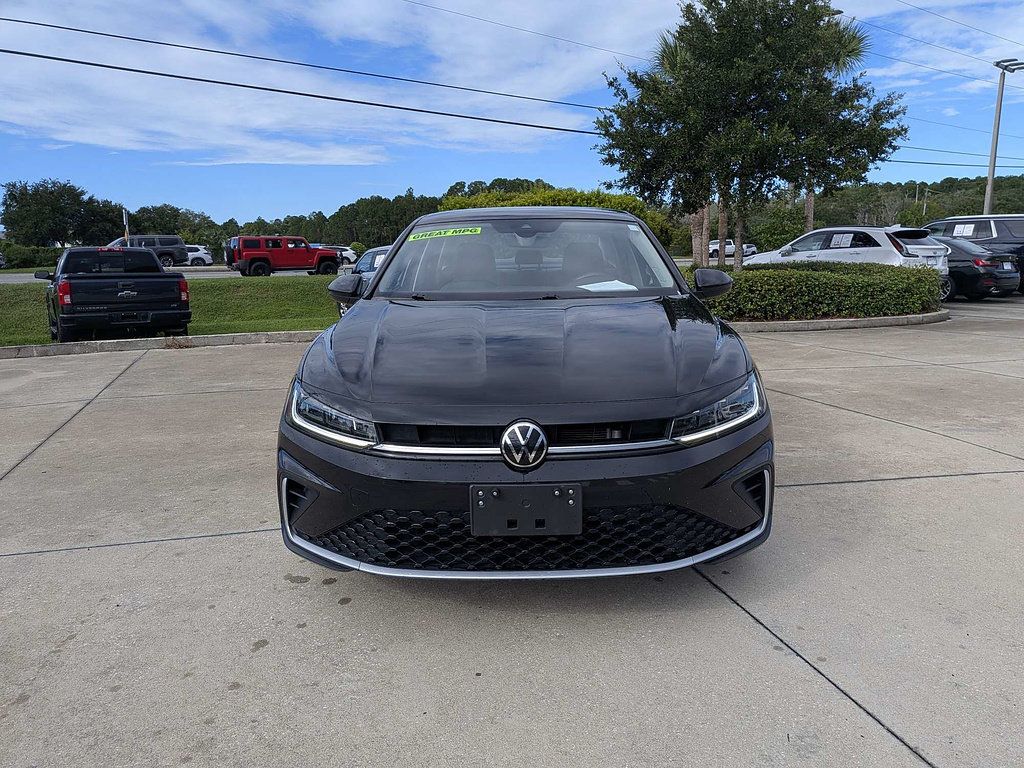 Used 2025 Volkswagen Jetta SE FWD image 6