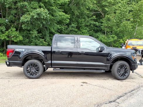 New 2026 Ford F150 XLT w/ Equipment Group 302A MID AWD/4WD image 4
