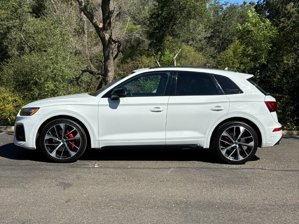 Used 2024 Audi SQ5 Premium Plus w/ Premium Plus Package AWD/4WD image 8