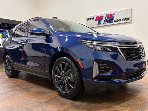 Used 2022 Chevrolet Equinox RS w/ Infotainment Package FWD image 1