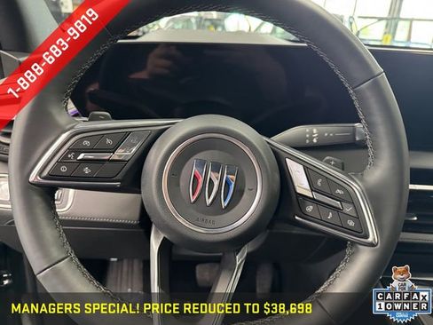 Certified 2025 Buick Enclave Preferred AWD/4WD image 21