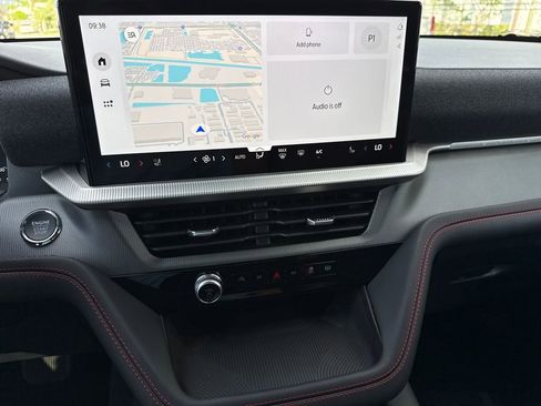 New 2026 Ford Explorer ST-Line image 8