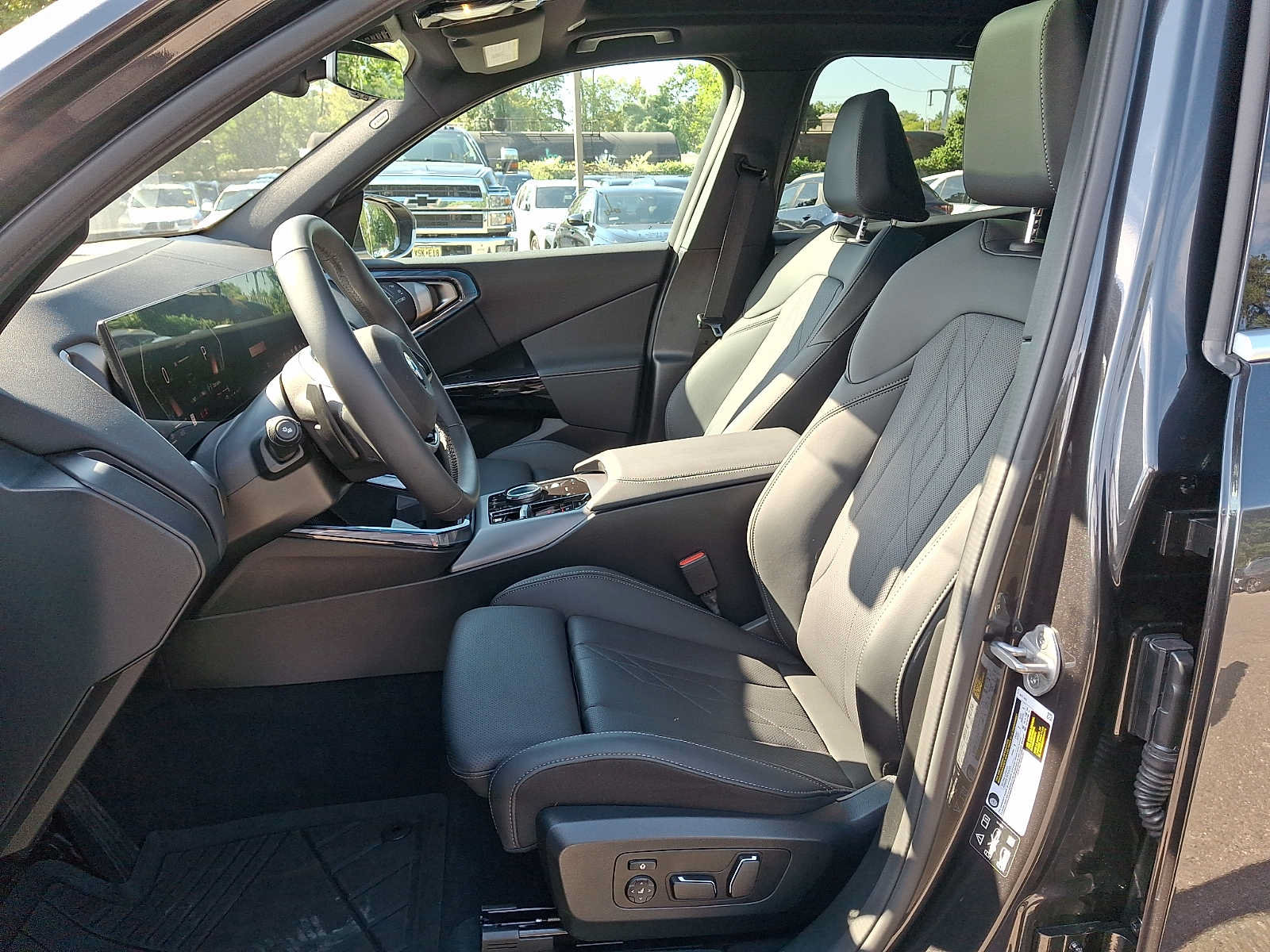 Used 2026 BMW X3 xDrive30i w/ Premium Package AWD/4WD image 10