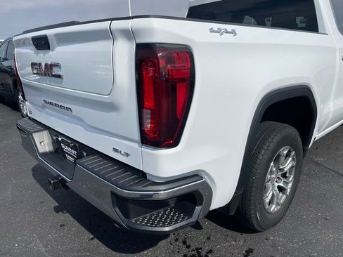 Used 2025 GMC Sierra 1500 SLT image 30