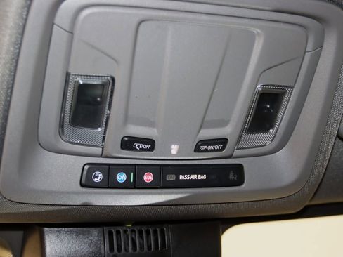 Used 2024 Chevrolet Silverado 2500 LTZ image 48