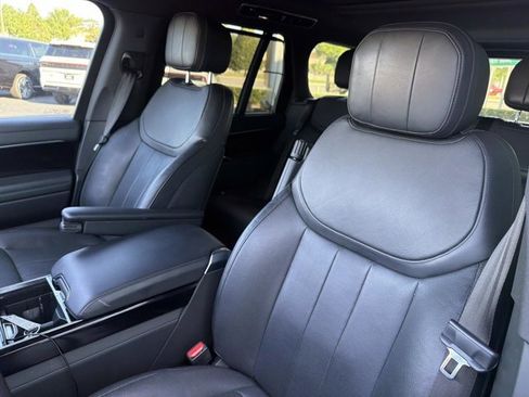 Used 2023 Land Rover Range Rover SE AWD/4WD image 13