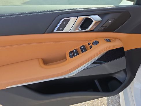 New 2026 BMW X5 xDrive40i w/ M Sport Package image 11