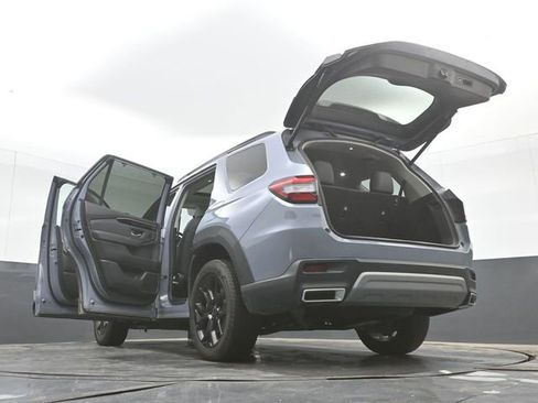 Used 2025 Honda Pilot Touring image 56