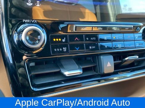 Used 2020 Toyota Highlander Platinum image 12