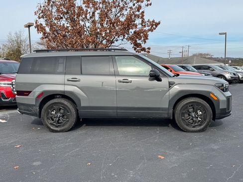 Used 2025 Hyundai Santa Fe XRT image 2