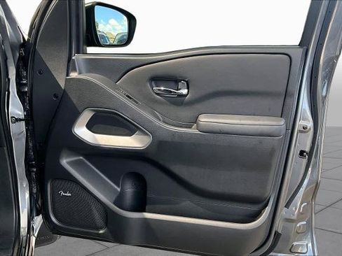 Certified 2023 Nissan Frontier SV w/ SV Convenience Package RWD image 22
