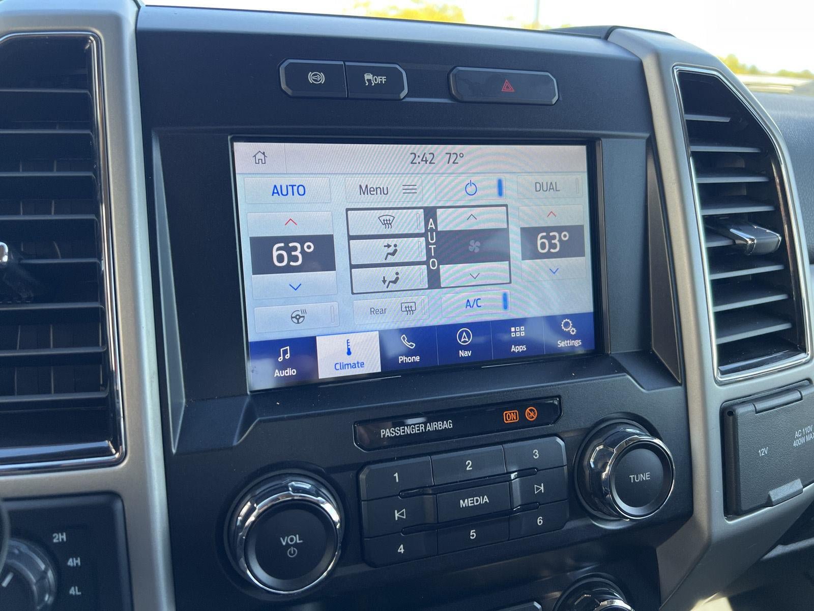 Used 2021 Ford F250 Lariat AWD/4WD image 28