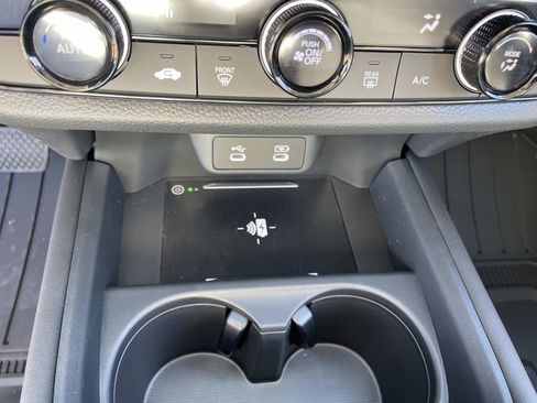 New 2026 Honda HR-V LX image 16