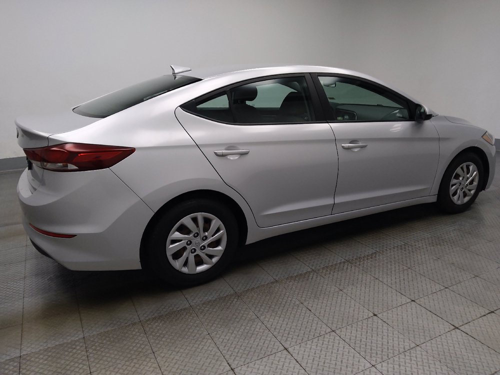 Used 2017 Hyundai Elantra SE FWD image 10