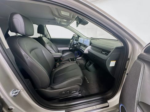 Used 2023 Hyundai Ioniq 5 Limited image 31