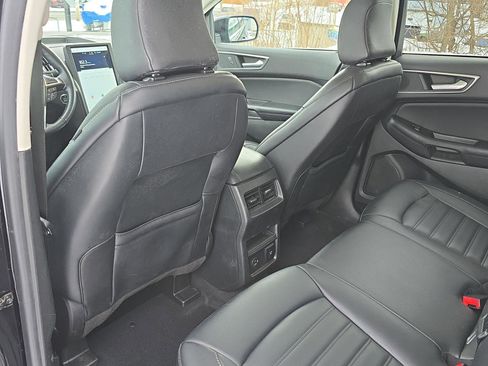 Used 2022 Ford Edge SEL w/ Convenience Package image 27