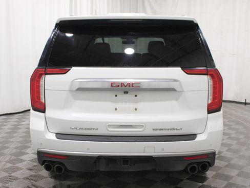 Used 2021 GMC Yukon XL Denali AWD/4WD image 30